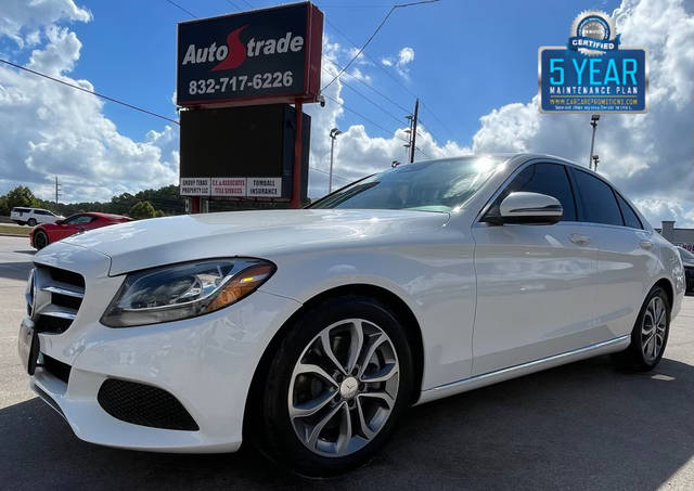 2017 Mercedes-Benz C-Class C 300 RWD photo