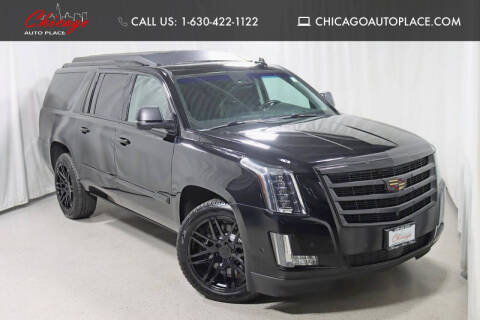 2017 Cadillac Escalade ESV Luxury 4WD photo