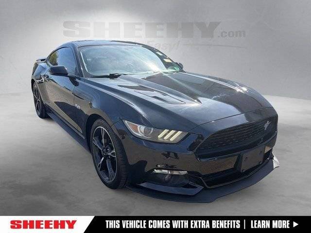 2017 Ford Mustang GT Premium RWD photo