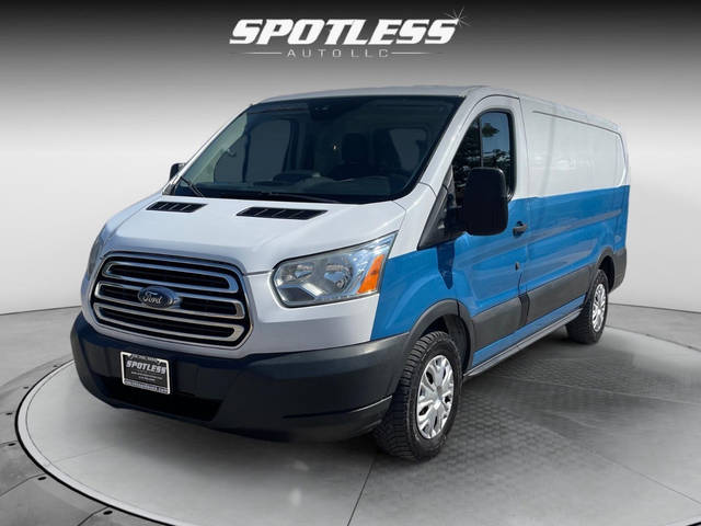 2017 Ford Transit Van  RWD photo