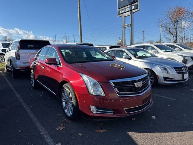 2017 Cadillac XTS Luxury FWD photo