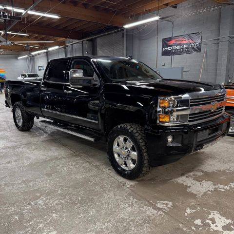 2016 Chevrolet Silverado 3500HD High Country 4WD photo