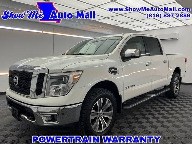 2017 Nissan Titan SL 4WD photo