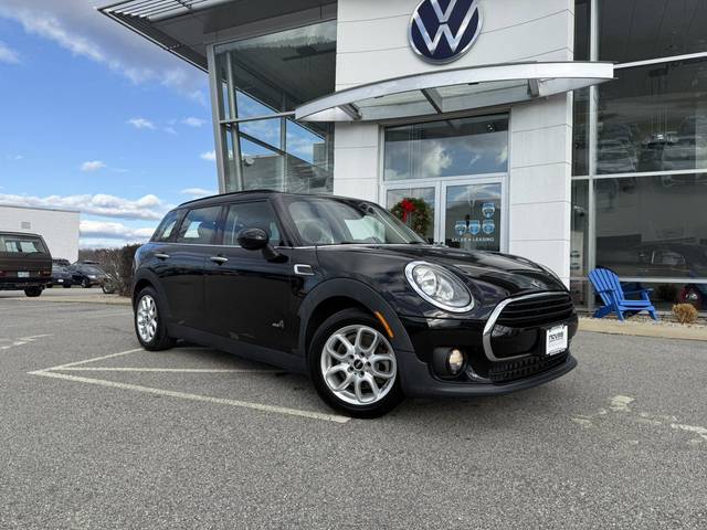 2017 MINI Cooper Clubman Cooper AWD photo