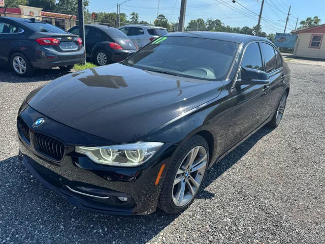 2017 BMW 3 Series 330i RWD photo