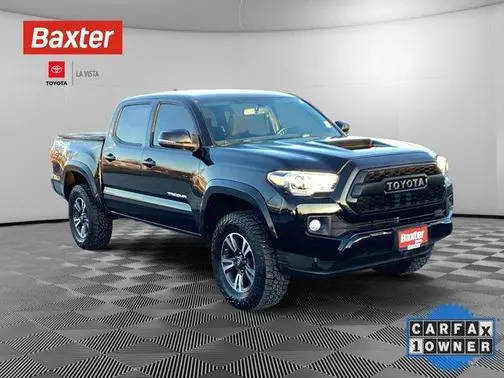 2017 Toyota Tacoma TRD Sport 4WD photo