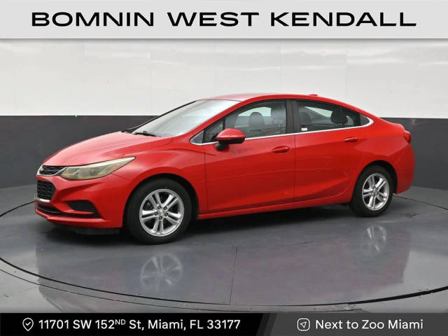 2017 Chevrolet Cruze LT FWD photo