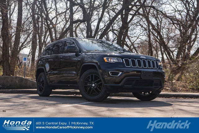 2017 Jeep Grand Cherokee Laredo RWD photo