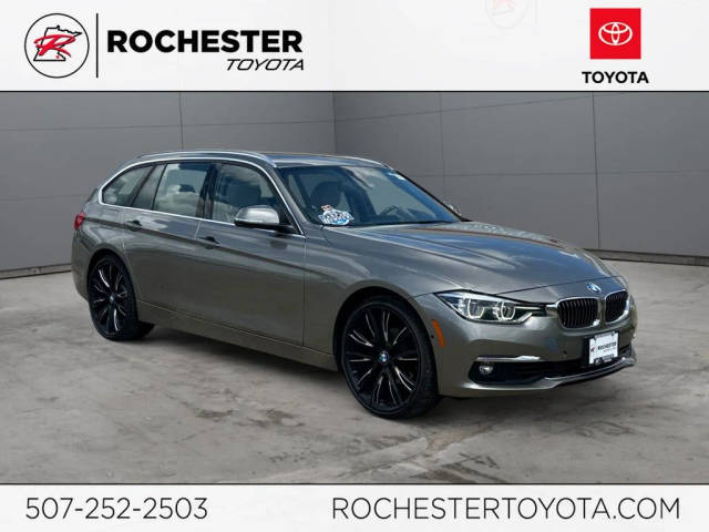 2017 BMW 3 Series 330i xDrive AWD photo