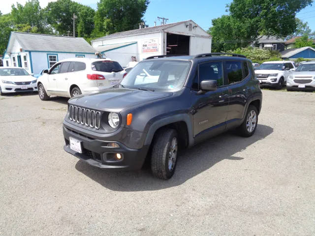 2017 Jeep Renegade Latitude 4WD photo