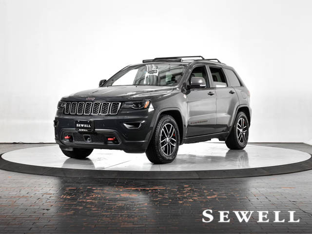 2017 Jeep Grand Cherokee Trailhawk 4WD photo