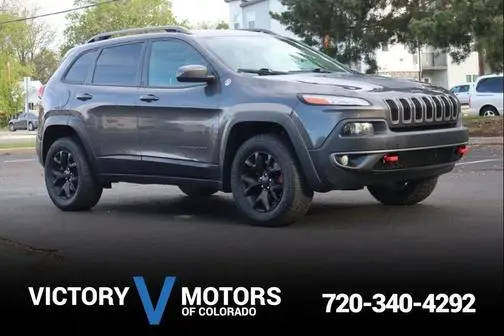 2017 Jeep Cherokee Trailhawk 4WD photo