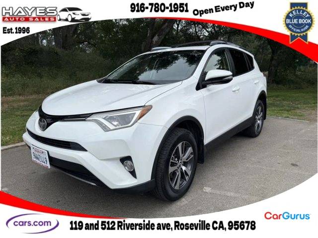 2017 Toyota RAV4 XLE FWD photo