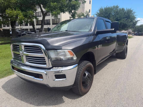 2017 Ram 3500 Lone Star 4WD photo