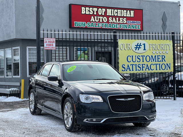 2016 Chrysler 300 Limited AWD photo