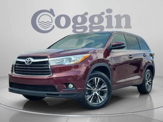 2016 Toyota Highlander XLE FWD photo