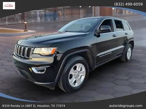 2017 Jeep Grand Cherokee Laredo RWD photo
