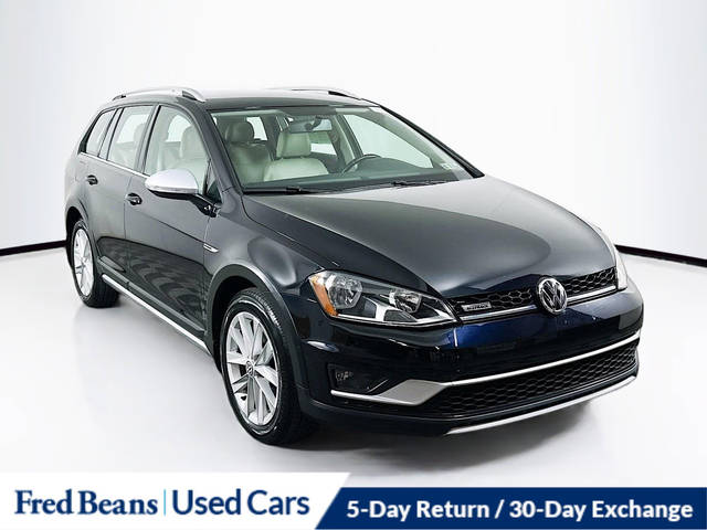 2017 Volkswagen Golf Alltrack S AWD photo