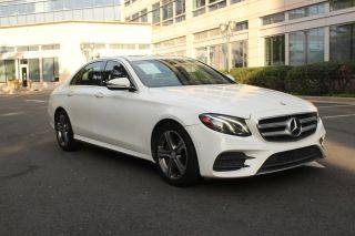 2017 Mercedes-Benz E-Class E 300 Sport RWD photo