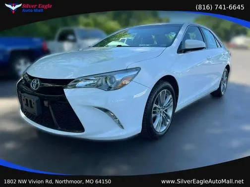 2015 Toyota Camry SE FWD photo