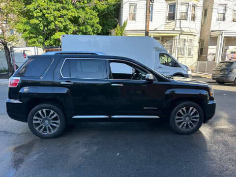 2017 GMC Terrain Denali AWD photo