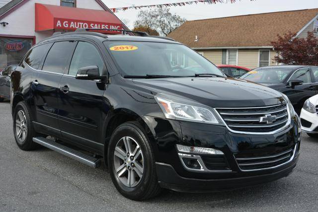 2017 Chevrolet Traverse LT AWD photo