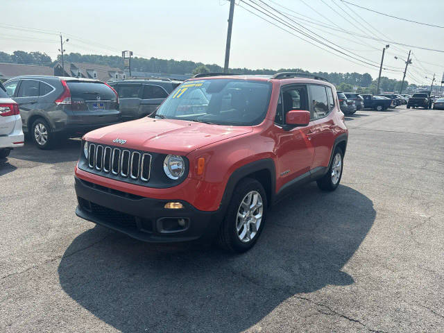 2017 Jeep Renegade Latitude FWD photo