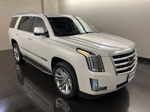 2017 Cadillac Escalade Luxury 4WD photo