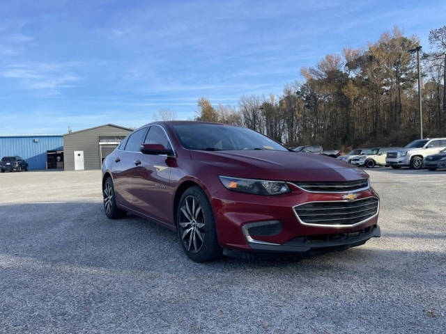 2017 Chevrolet Malibu LT FWD photo