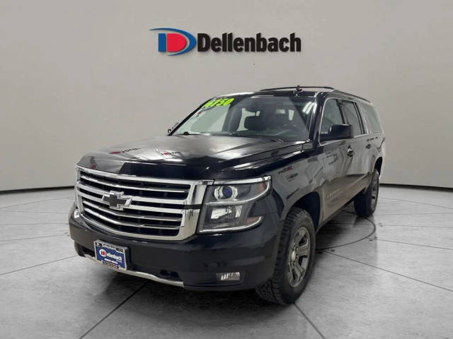 2017 Chevrolet Suburban LT 4WD photo