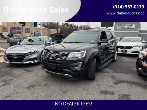 2017 Ford Explorer XLT 4WD photo