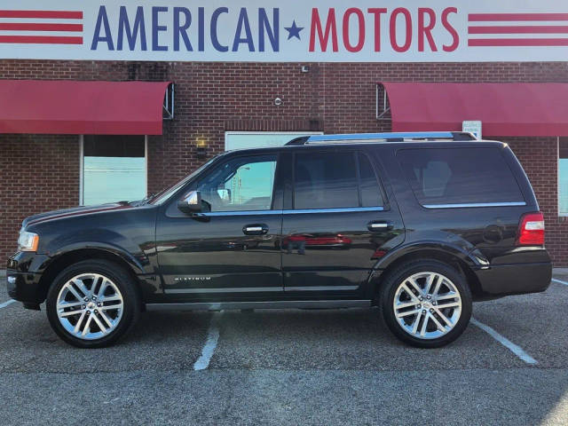 2017 Ford Expedition Platinum RWD photo