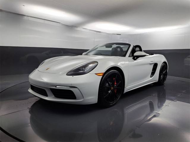 2017 Porsche Boxster S RWD photo