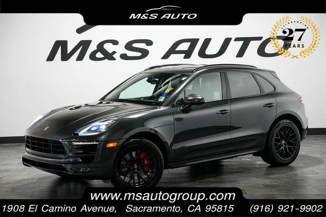 2017 Porsche Macan GTS AWD photo