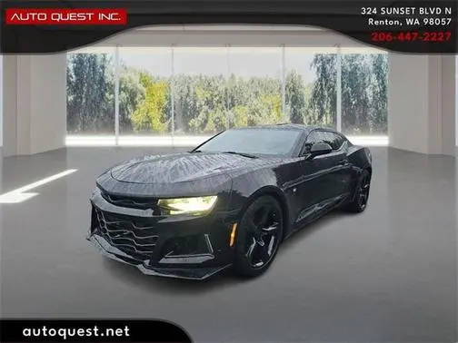 2017 Chevrolet Camaro 2LT RWD photo