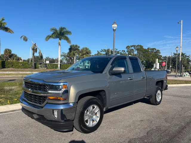 2017 Chevrolet Silverado 1500 LT RWD photo