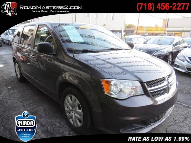 2017 Dodge Grand Caravan SE FWD photo