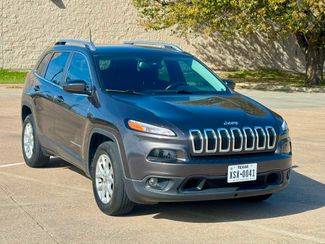 2017 Jeep Cherokee Latitude 4WD photo
