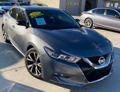 2017 Nissan Maxima SV FWD photo
