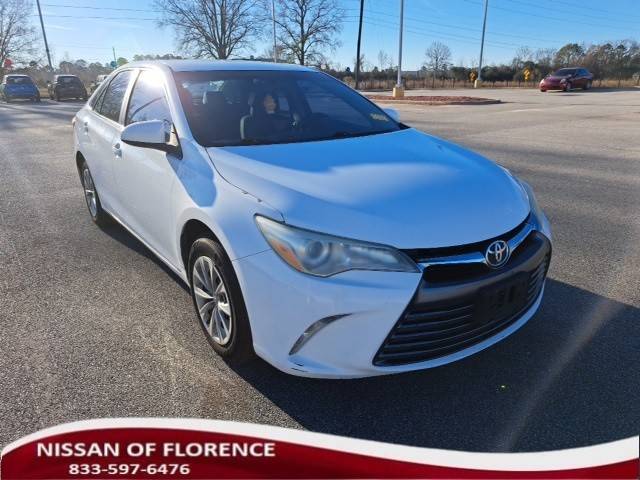 2015 Toyota Camry LE FWD photo