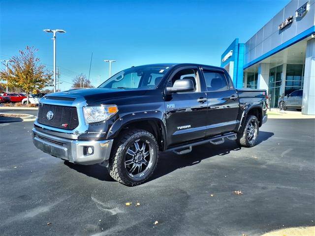 2017 Toyota Tundra SR5 4WD photo