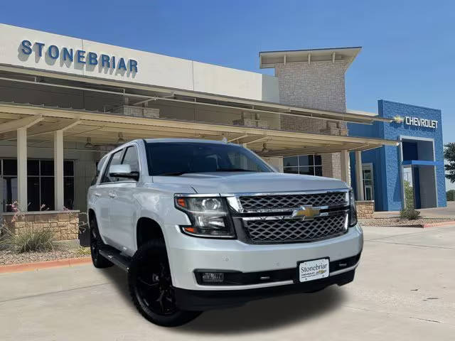 2017 Chevrolet Tahoe LT 4WD photo