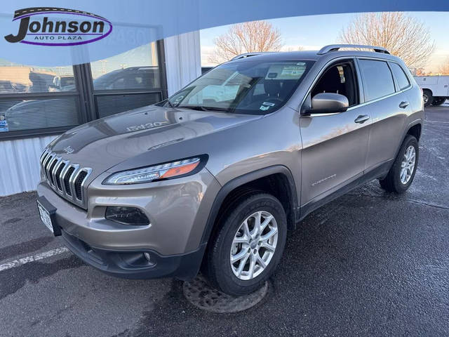 2017 Jeep Cherokee Latitude 4WD photo