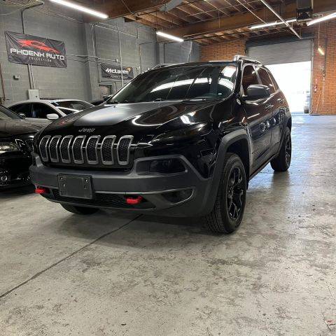 2017 Jeep Cherokee Trailhawk 4WD photo