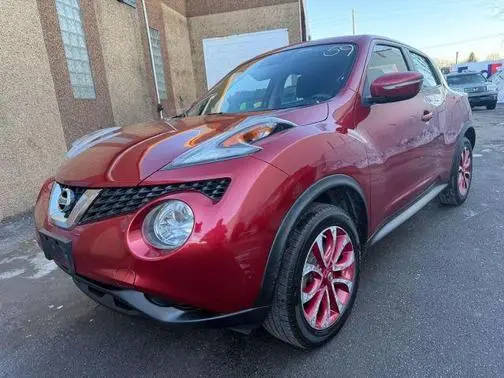2017 Nissan Juke S AWD photo