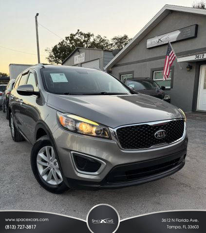 2017 Kia Sorento LX FWD photo
