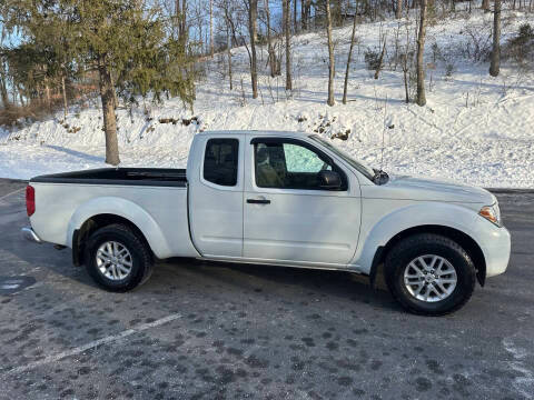 2017 Nissan Frontier SV V6 4WD photo