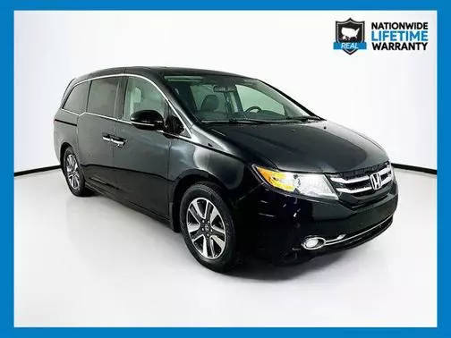 2016 Honda Odyssey Touring Elite FWD photo