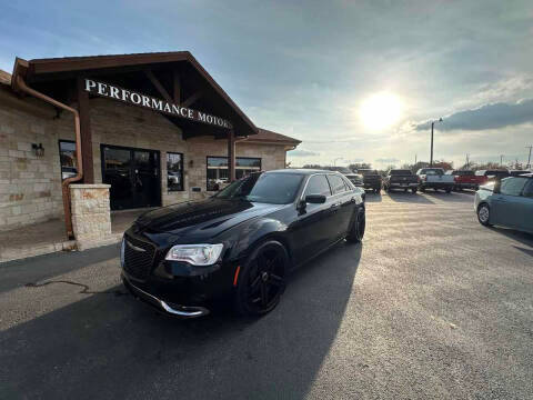 2017 Chrysler 300 Limited RWD photo