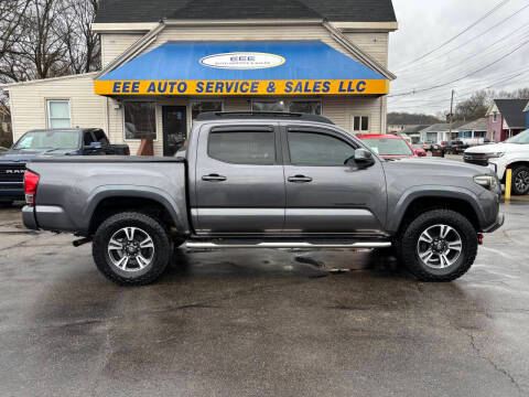 2017 Toyota Tacoma TRD Sport 4WD photo